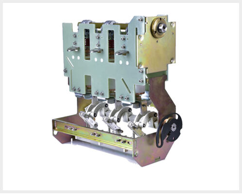 630A MV Circuit Breaker 12kV 24kV SF6 Gas Insulated Circuit Breaker With Isolating Switch